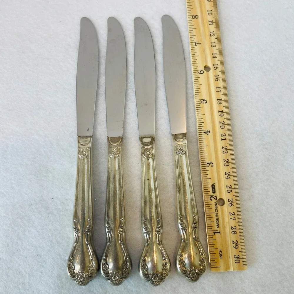 Vintage Silverplate Floral Scroll Dinner Knives Set of 4 Stainless Blades 9.25